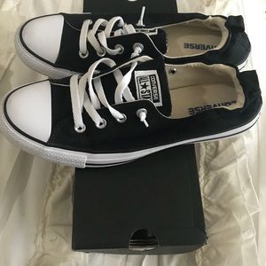 Women’s Shoreline Slip-on Sneaker Black Size 10